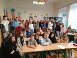 085_varhosszuretiskolalatogatas05